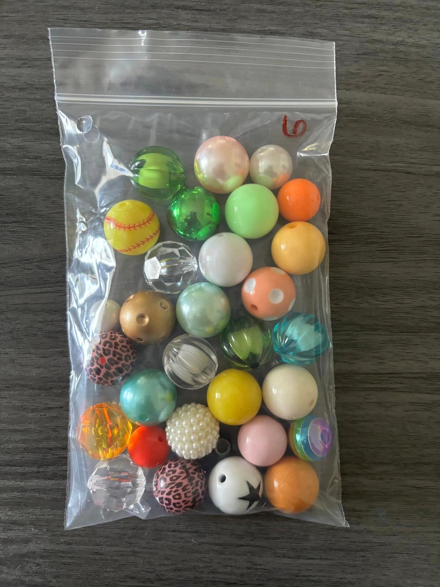 30 Random Beads