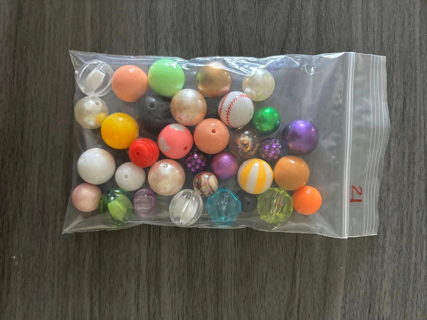 30 Random Beads