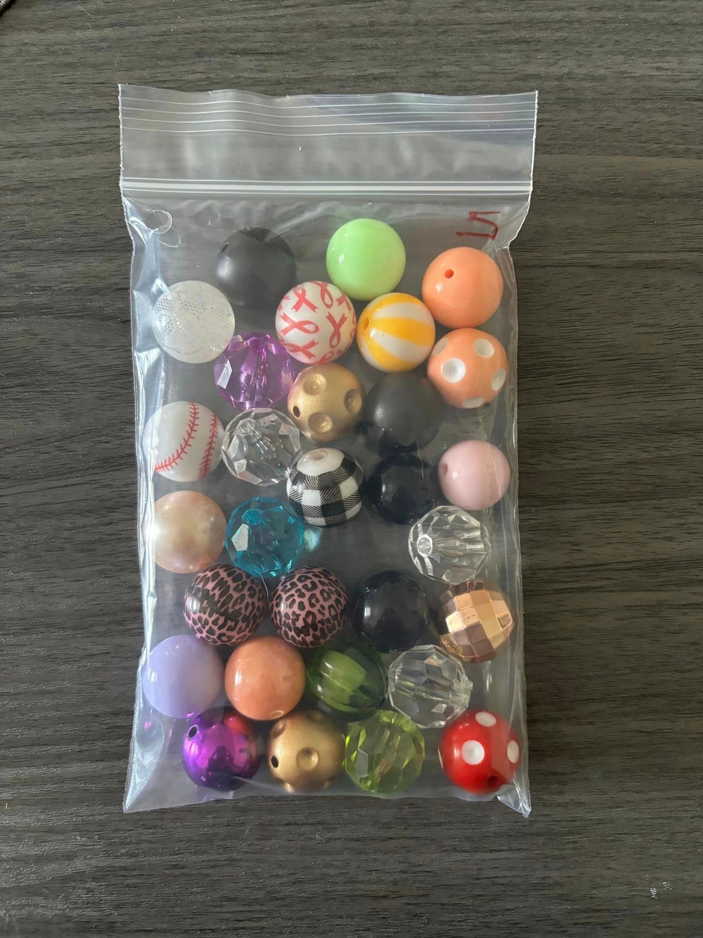 30 Random Beads