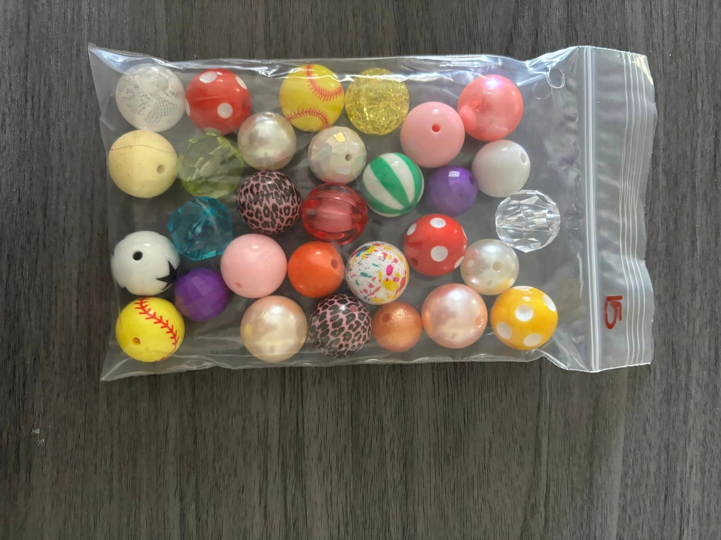 30 Random Beads