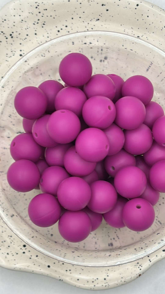 15mm Solid Magenta Silicone Bead