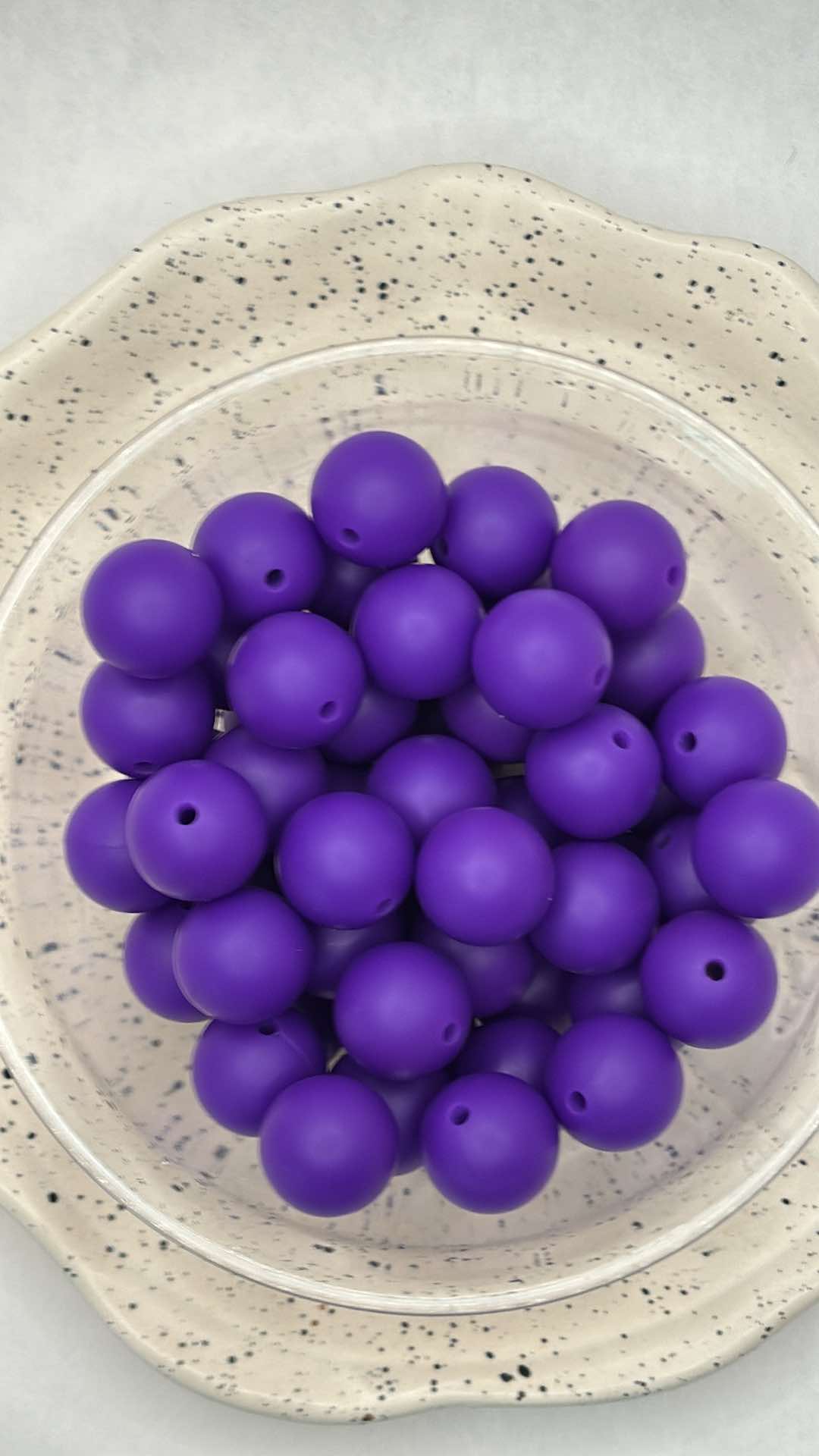 15mm Solid Classic Purple Silicone Bead