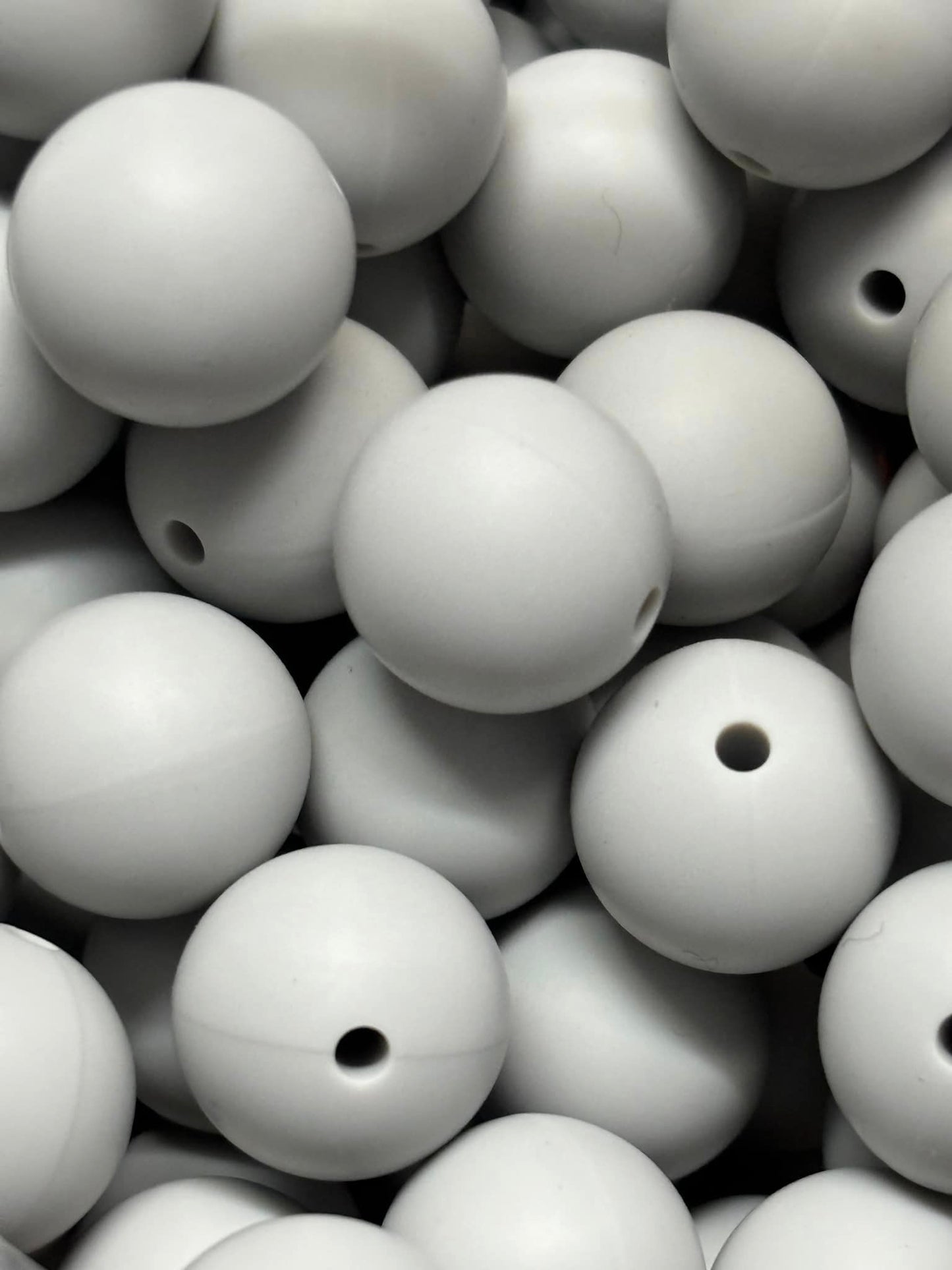 15mm Solid Gray Silicone Bead